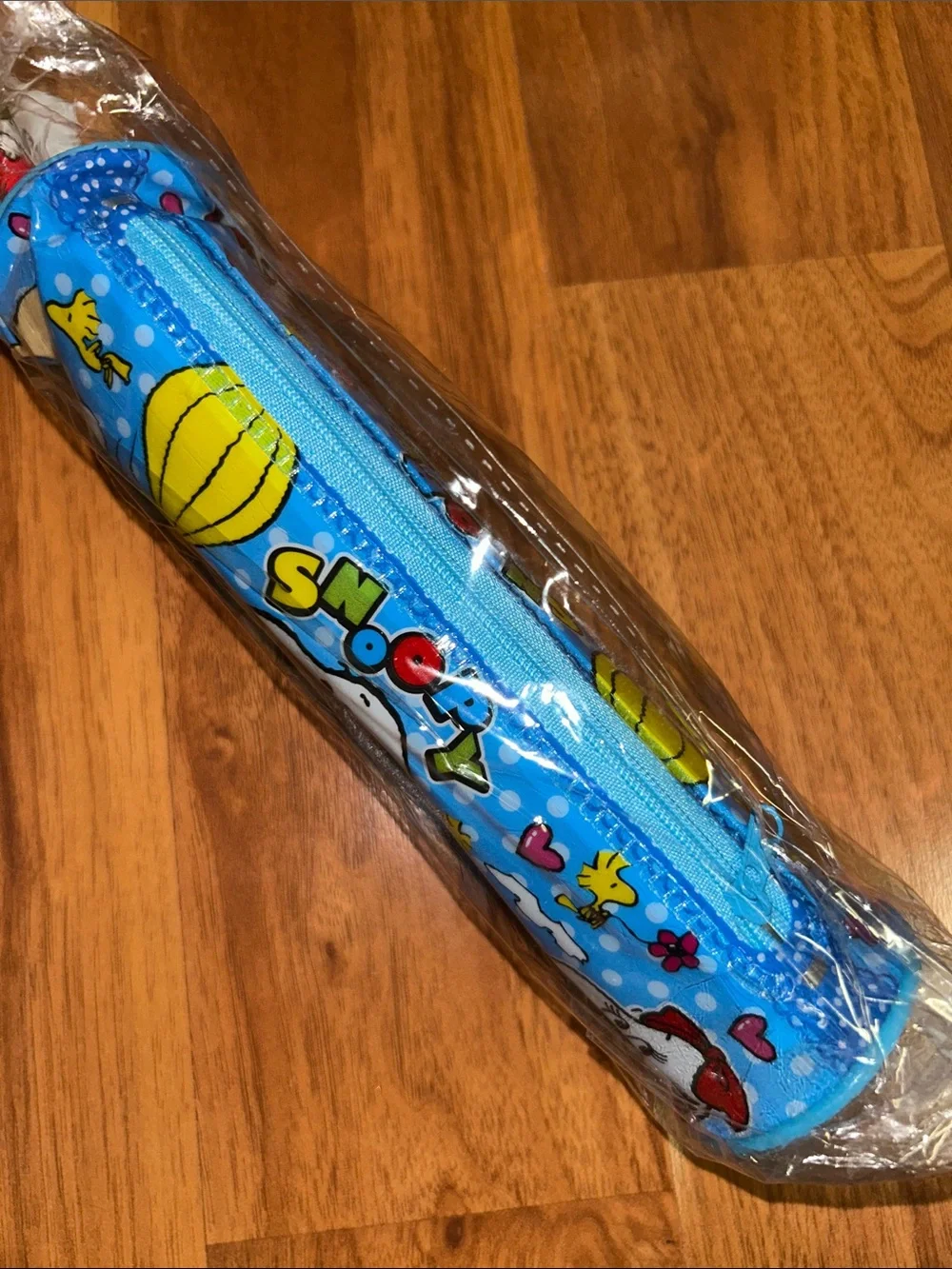 Brand New in Packaging Snoopy Cylindrical Pencil Case with Peanuts Characters
